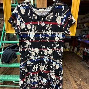 Maison Jules by Macy's adorable flower print dress w/ bead accent, size Large